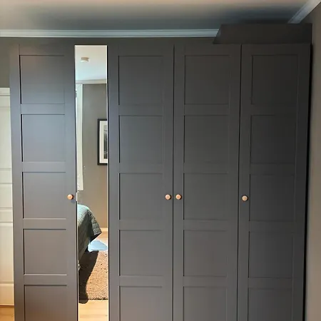 Downtown In Classic Building * 卑爾根